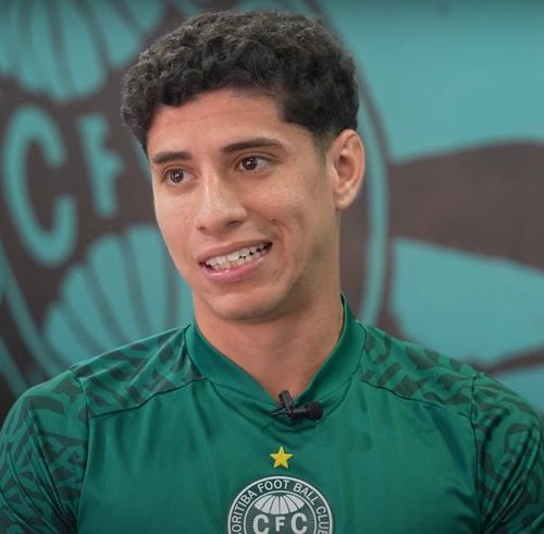 Estratégias em Jogo: As Possíveis Utilizações de Yago pelo Coritiba na Série B sob Guto Ferreira