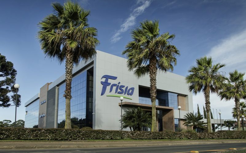 Cooperativa Frísia reforça sua equipe em áreas-chave com novas contratações