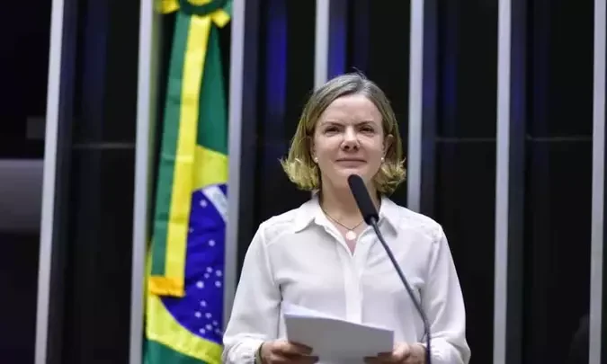 Gleisi Hoffmann e Márcia Lopes unidas contra o feminicídio em Curitiba