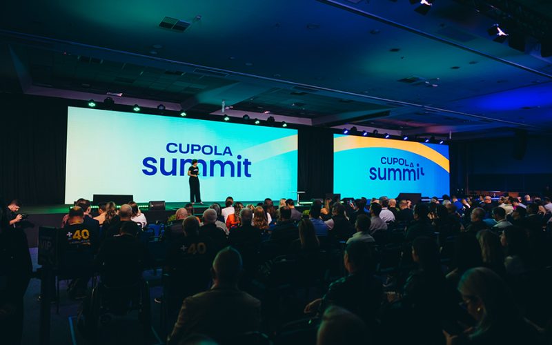 CUPOLA Summit chega à 5ª edição e promete discutir o impacto da inadimplência, IA, arbitragem e Geração Z no mercado imobiliário