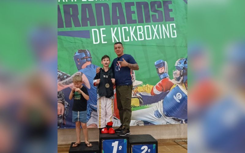 Atleta de Castro brilha no kickboxing e se classifica para o Campeonato Brasileiro