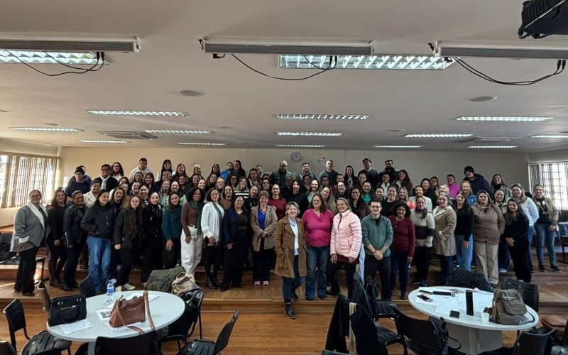 Iniciativa “Turismo na Escola” forma educadores da rede municipal em Castro