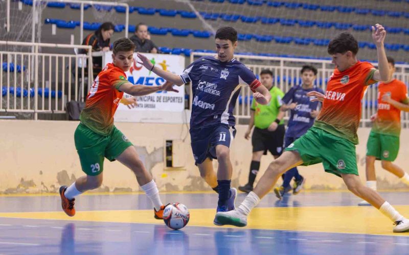 14ª Copa AMCG de Futsal avança para as semifinais com patrocínio da Itaipu; confira a programação