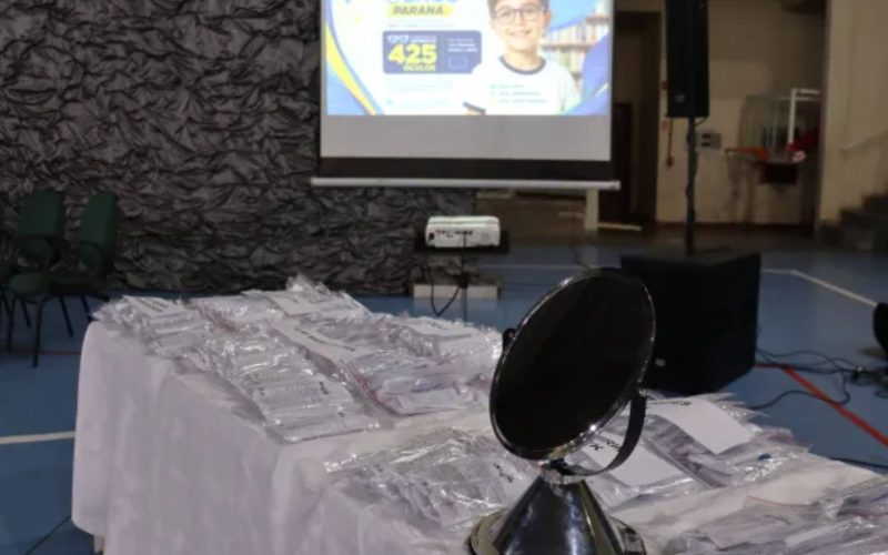 Piraí do Sul distribui 425 óculos a alunos da rede pública através do Programa Bons Olhos Paraná