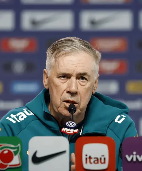 Ancelotti considera Neymar apto e sinaliza Rayan como titular