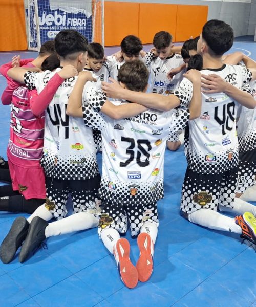 Caramuru Sub-13 conquista classificação entre os 16 melhores do estado e avança para a Série Ouro