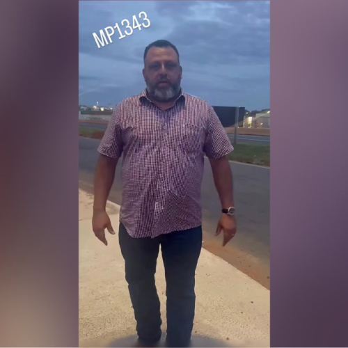 Caminhoneiros entram em greve para forçar votação da “MP do Frete
