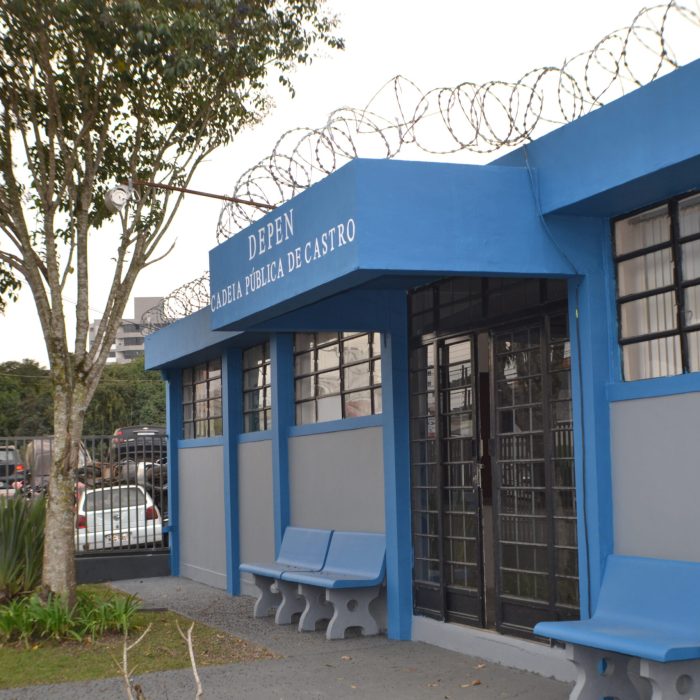 Suspeito de tráfico é detido em ação policial em Castro