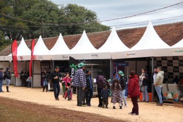 Expoleite 2026: Arapoti recebe atrações gratuitas e apoio a instituições até sábado
