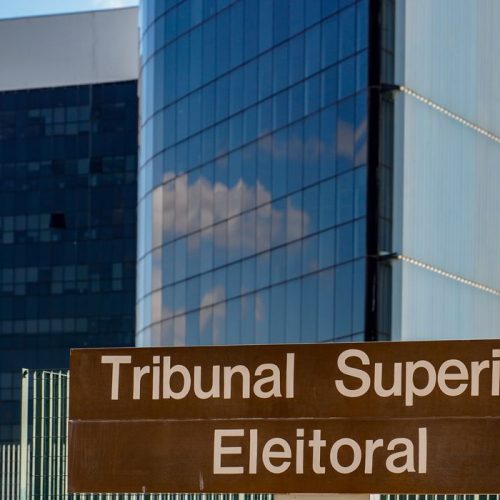 TSE fecha parceria com gigantes da tecnologia para enfrentar a desinformação