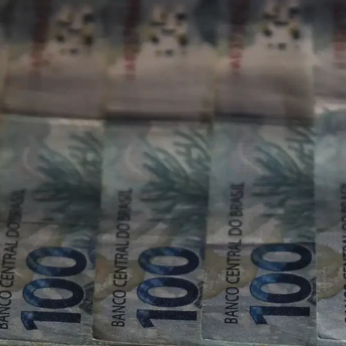 Governo quita R$ 696,38 milhões em débitos de estados e municípios