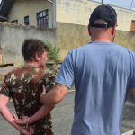 Jovem de 27 anos é detido em Palmeira após decisão judicial que reverte seu regime para fechado