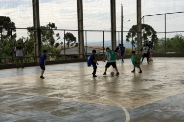 Tibagi expande programas esportivos para crianças e oferece novas atividades para a terceira idade nos distritos