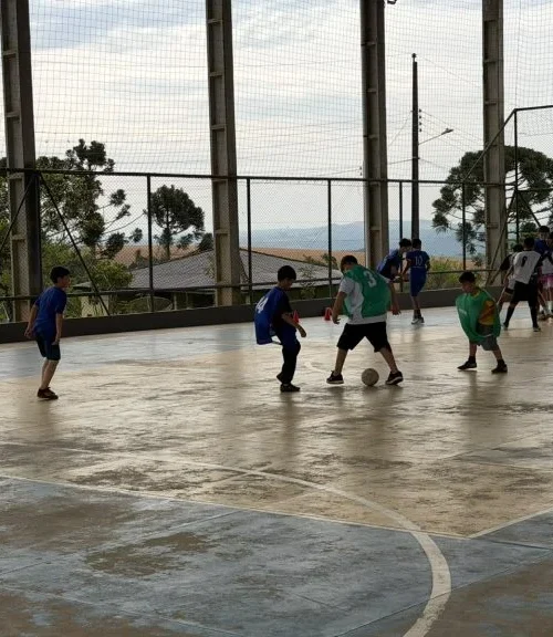 Tibagi expande programas esportivos para crianças e oferece novas atividades para a terceira idade nos distritos