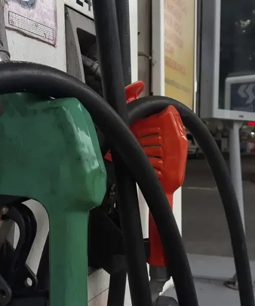 Refinaria brasileira de grande porte diminui valor da gasolina em 11,3%