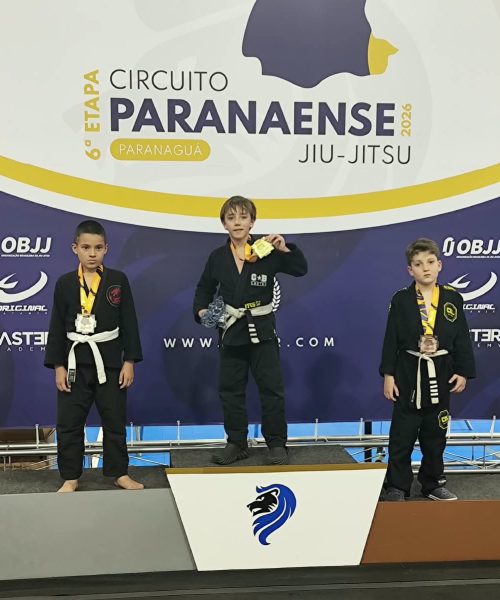 Jovem lutador de Jiu-Jitsu, com apenas 9 anos, brilha ao conquistar quatro campeonatos paranaenses em tempo recorde