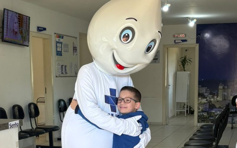 Dia D de Multivacinação: mais de 100 mil doses foram aplicadas no Paraná no sábado