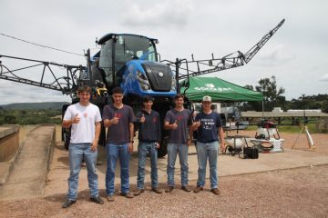Inovações no campo: estudantes do ICM mostram soluções criativas com clonagem bovina e drones em Castro