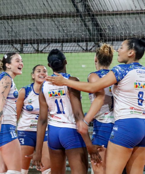 Castro Vôlei conquista vitória sobre Foz do Iguaçu e se classifica para as semifinais do Paranaense
